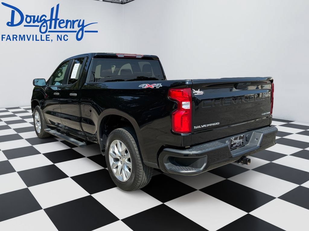 Used 2021 Chevrolet Silverado 1500 Custom AWD/4WD image 3
