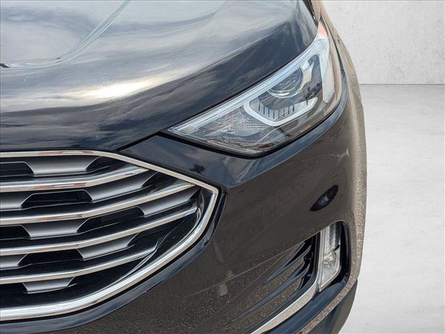 Used 2020 Ford Edge Titanium w/ Cargo Accessory Package FWD image 9