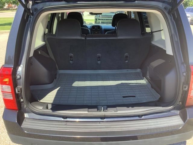 Used 2014 Jeep Patriot High Altitude FWD image 19