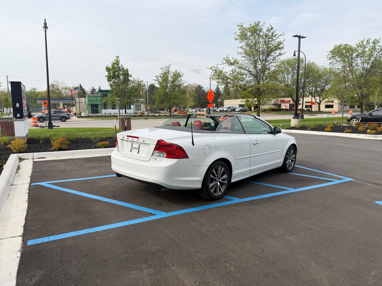 Used 2012 Volvo C70 T5 FWD image 5
