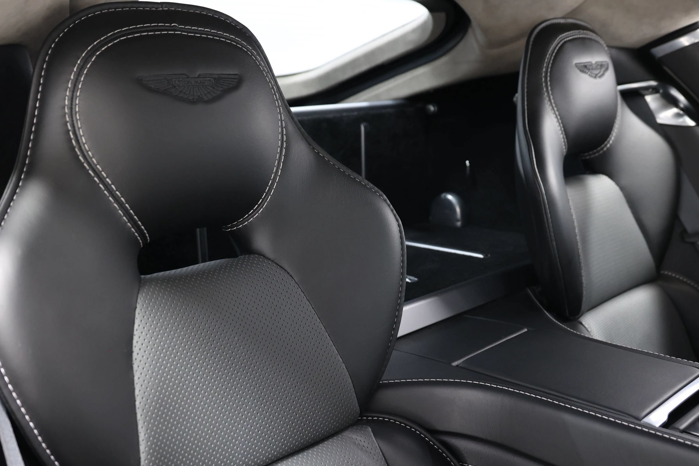 Used 2014 Aston Martin Rapide S RWD image 60