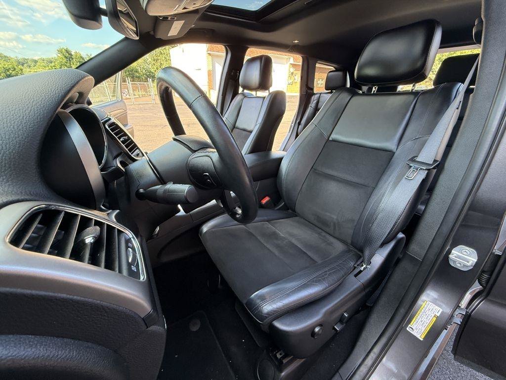 Used 2019 Jeep Grand Cherokee Altitude AWD/4WD image 14