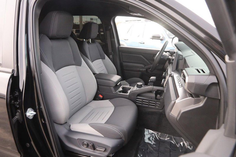 Used 2024 Toyota Tacoma 4x4 Double Cab image 30