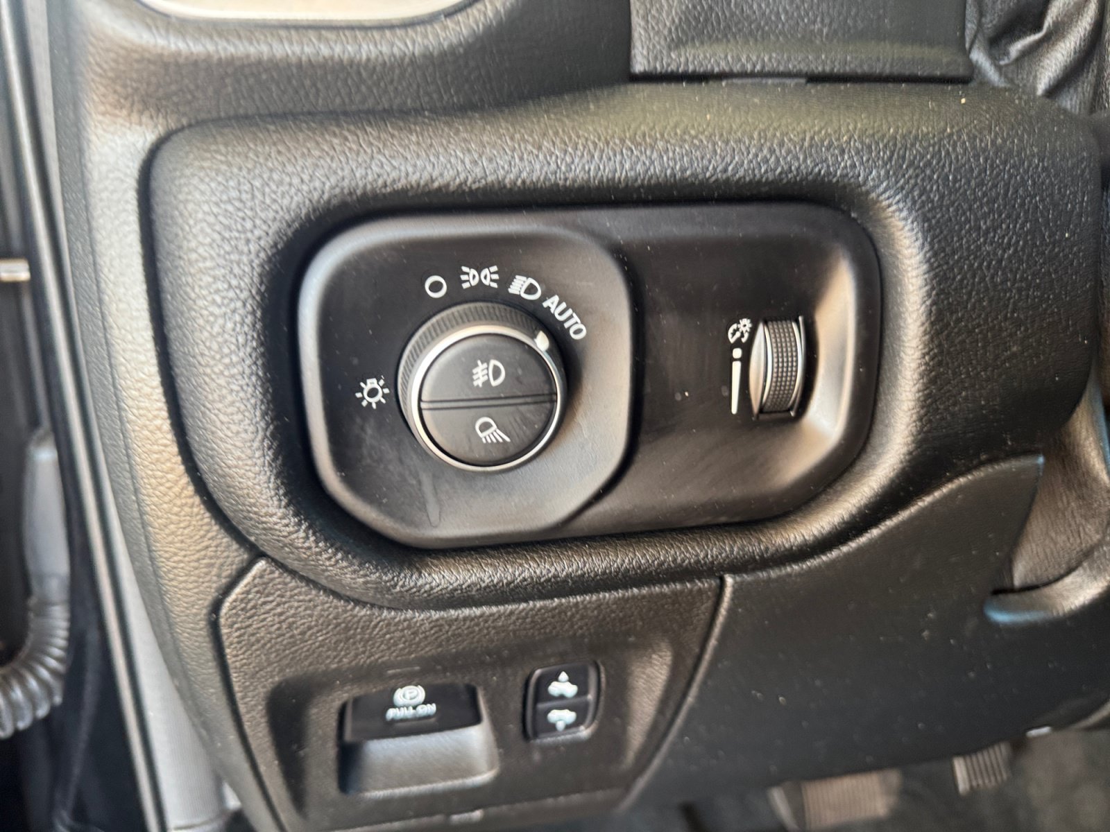 Used 2022 RAM 1500 Big Horn RWD image 13