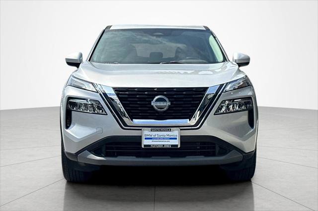 Used 2023 Nissan Rogue SV image 8