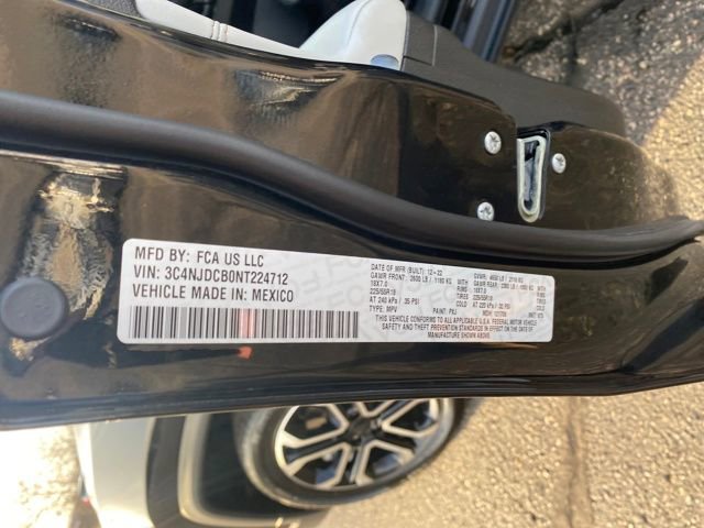 Used 2022 Jeep Compass Limited image 27