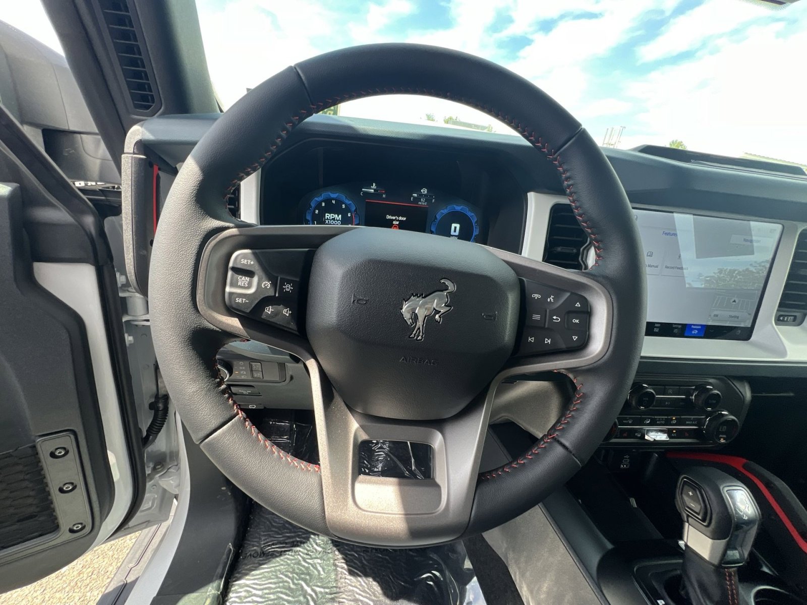 New 2026 Ford Bronco Heritage Edition AWD/4WD image 24