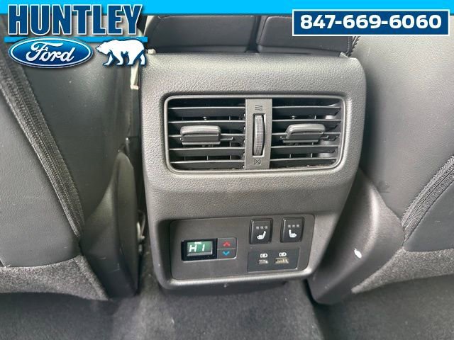 Used 2023 Nissan Rogue Platinum w/ Platinum Premium Package AWD/4WD image 17