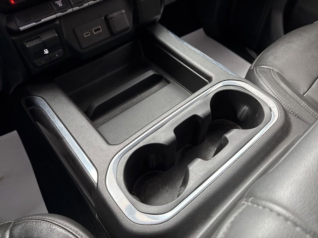 Used 2020 Chevrolet Silverado 2500 LTZ w/ LTZ Convenience Package image 39