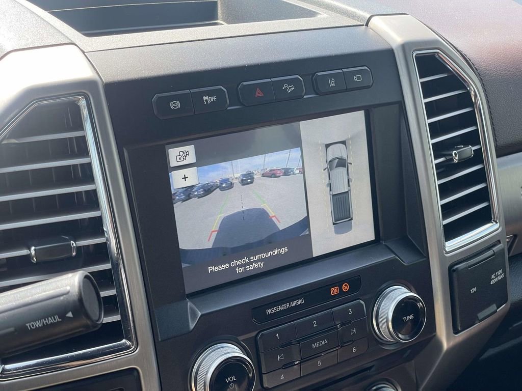 Certified 2017 Ford F250 Platinum w/ Platinum Ultimate Package image 14