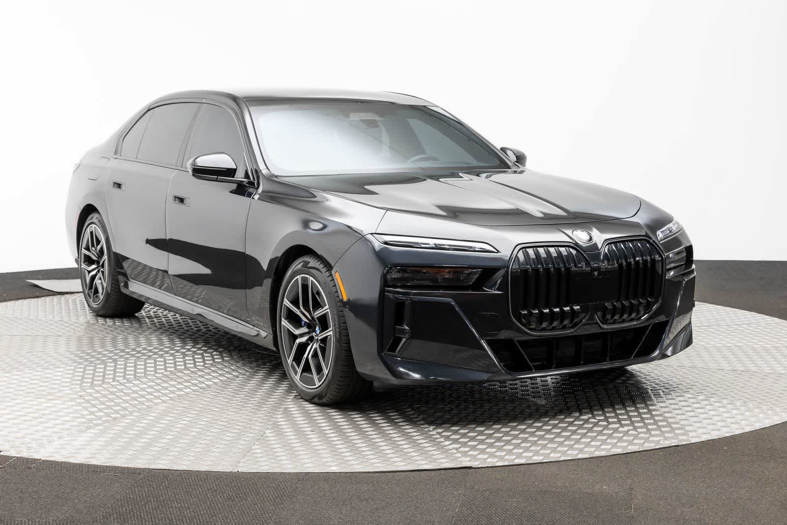 Used 2024 BMW 760i xDrive w/ Executive Package AWD/4WD image 50