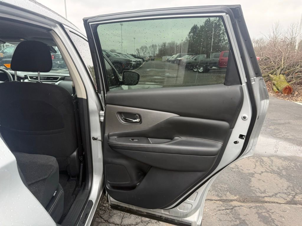 Used 2020 Nissan Murano SV AWD/4WD image 43
