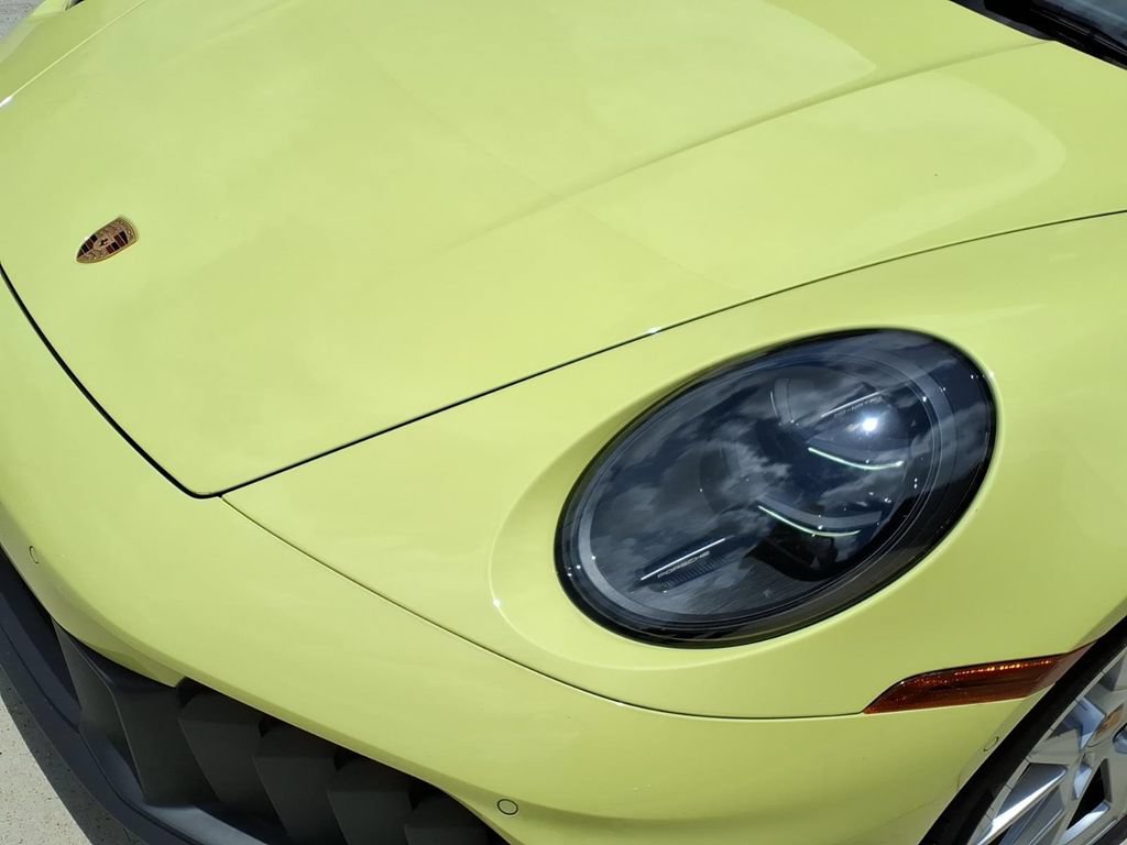 Certified 2025 Porsche 911 Carrera GTS RWD image 11