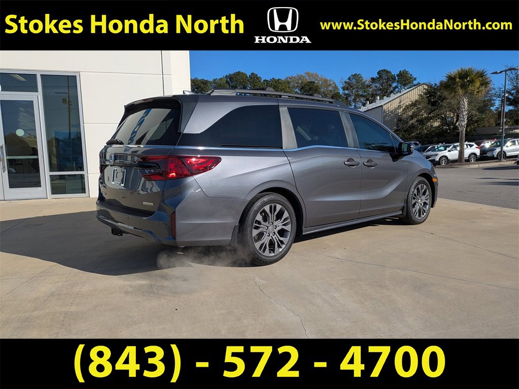 Certified 2025 Honda Odyssey Touring image 4