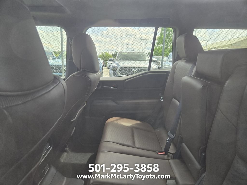 Used 2025 Toyota Land Cruiser w/ Premium Package AWD/4WD image 4