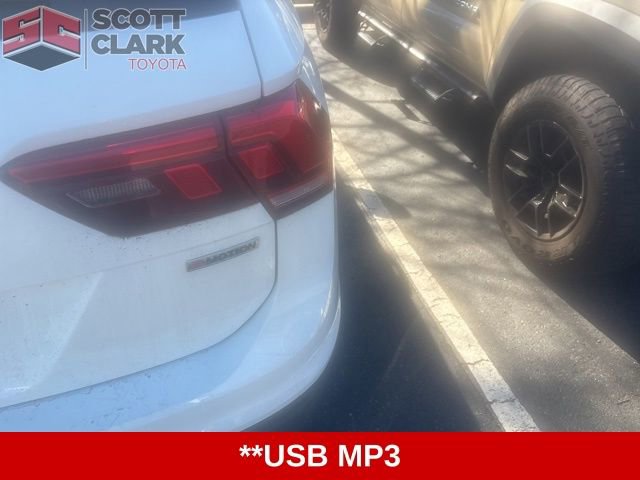 Used 2020 Volkswagen Tiguan S image 5