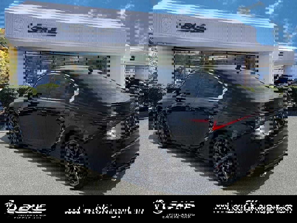 Used 2023 Lexus IS 350 F Sport w/ Navigation Package image 3