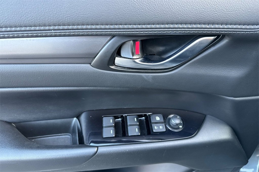 Used 2021 MAZDA CX-5 Touring image 14