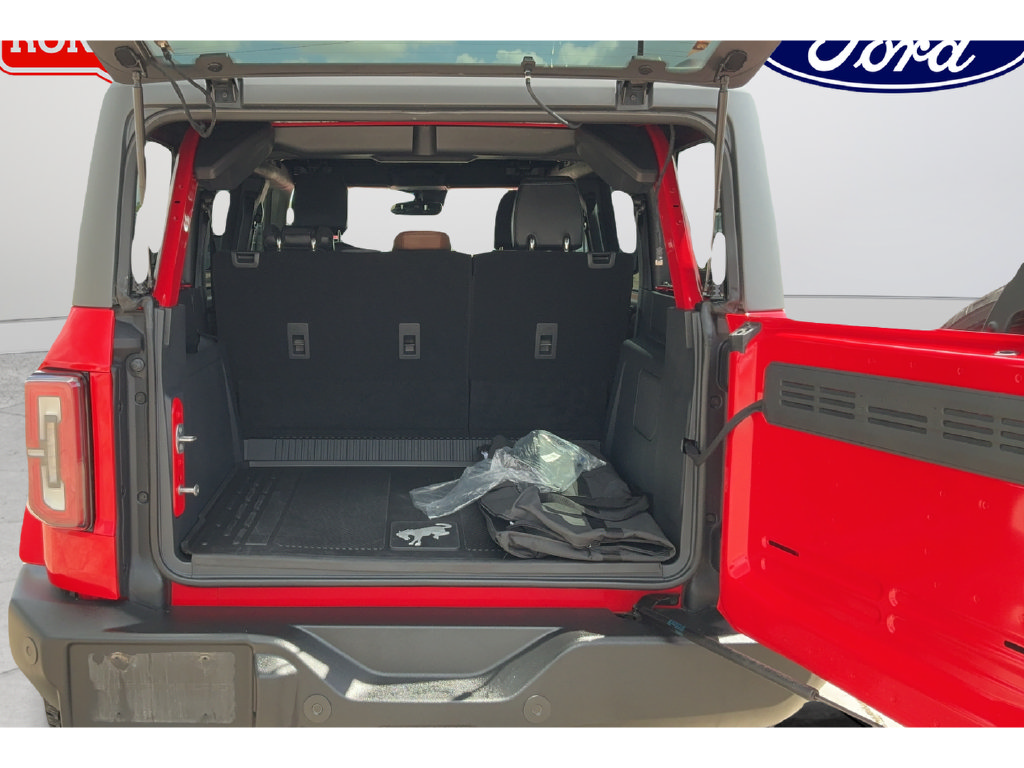 Used 2024 Ford Bronco Outer Banks AWD/4WD image 21