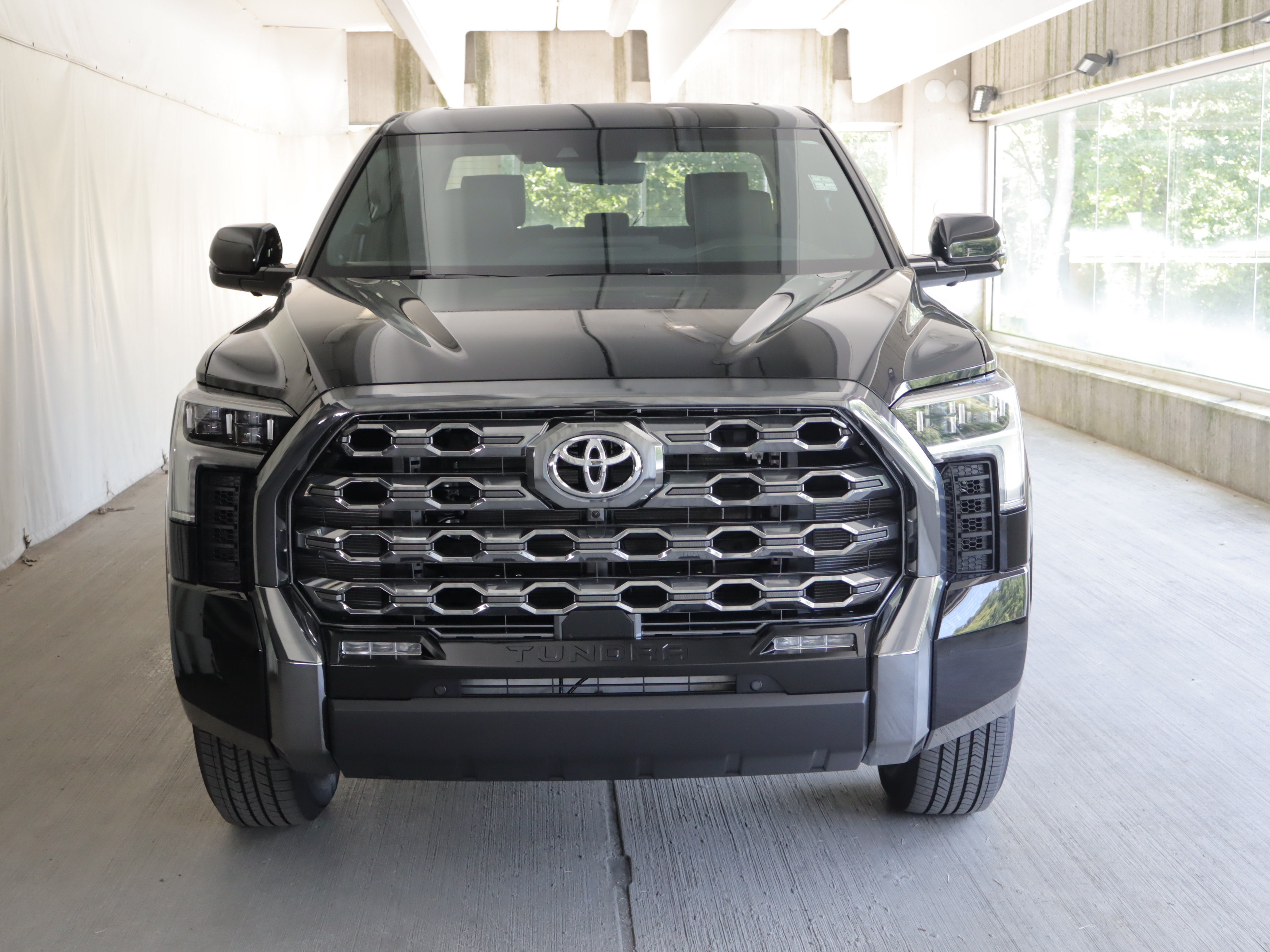 New 2026 Toyota Tundra Platinum AWD/4WD image 4