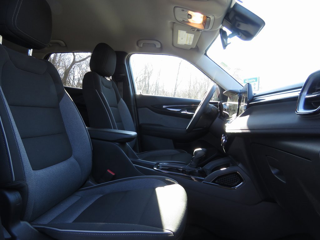 Used 2024 Chevrolet TrailBlazer LT w/ Driver Confidence Package image 14
