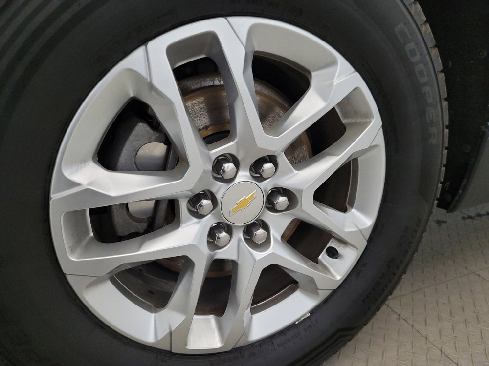 Used 2020 Chevrolet Traverse LT image 31