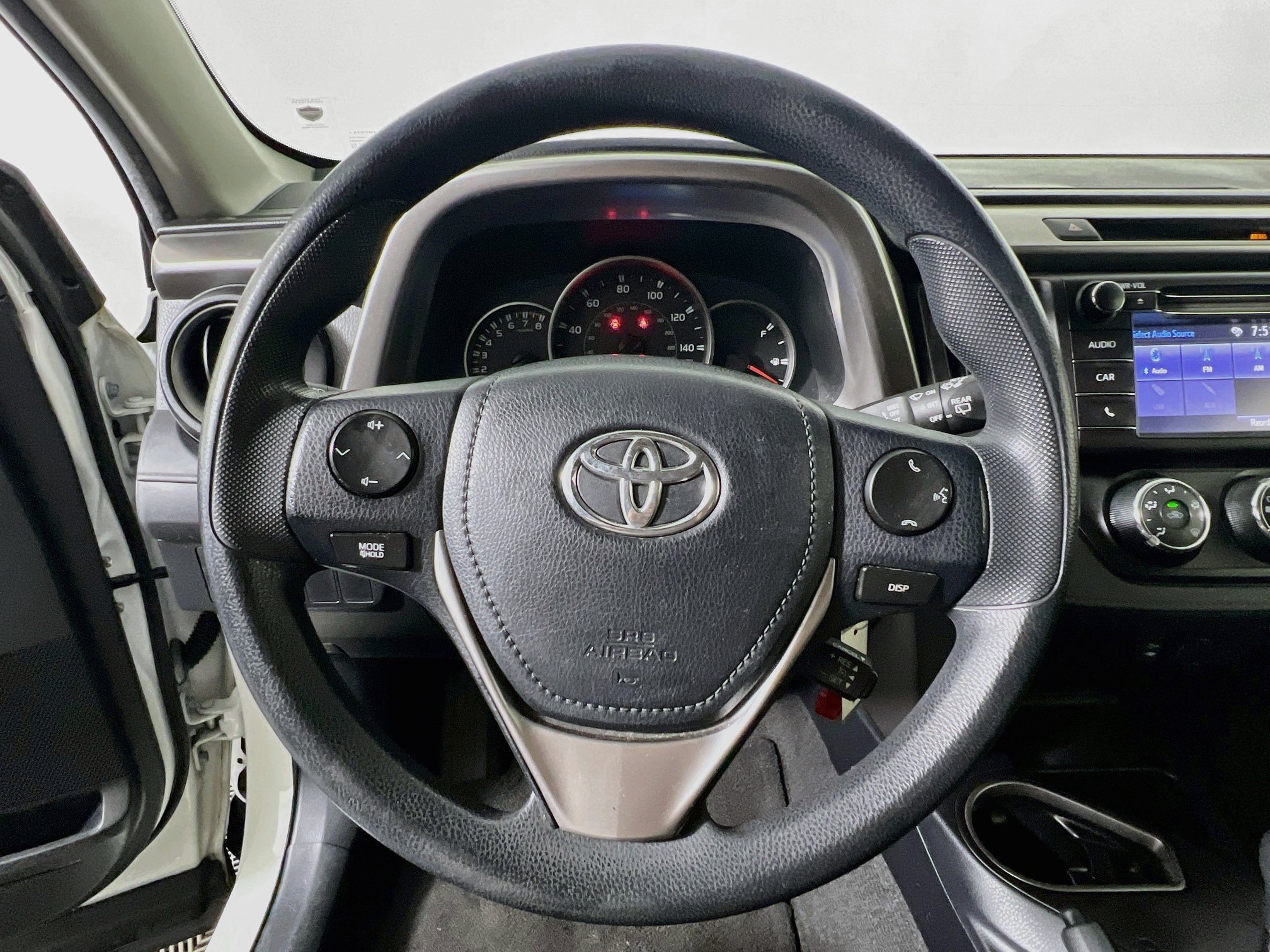 Used 2016 Toyota RAV4 LE FWD image 16