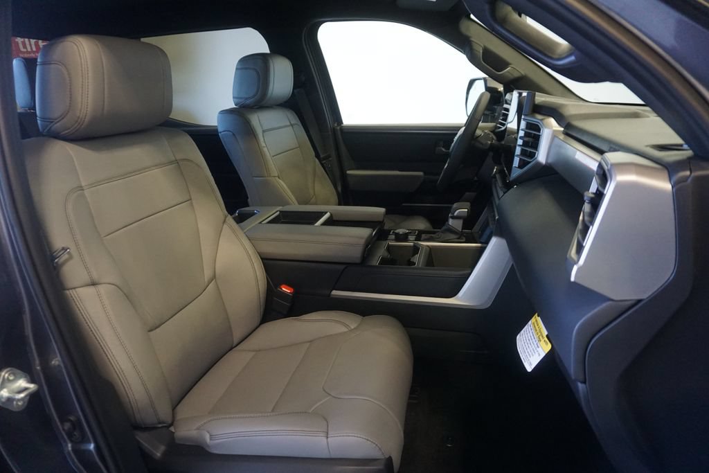 New 2026 Toyota Tundra Limited AWD/4WD image 24