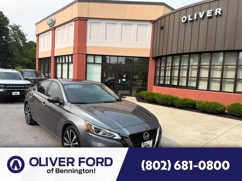 Used 2022 Nissan Altima 2.0 SR FWD image 1