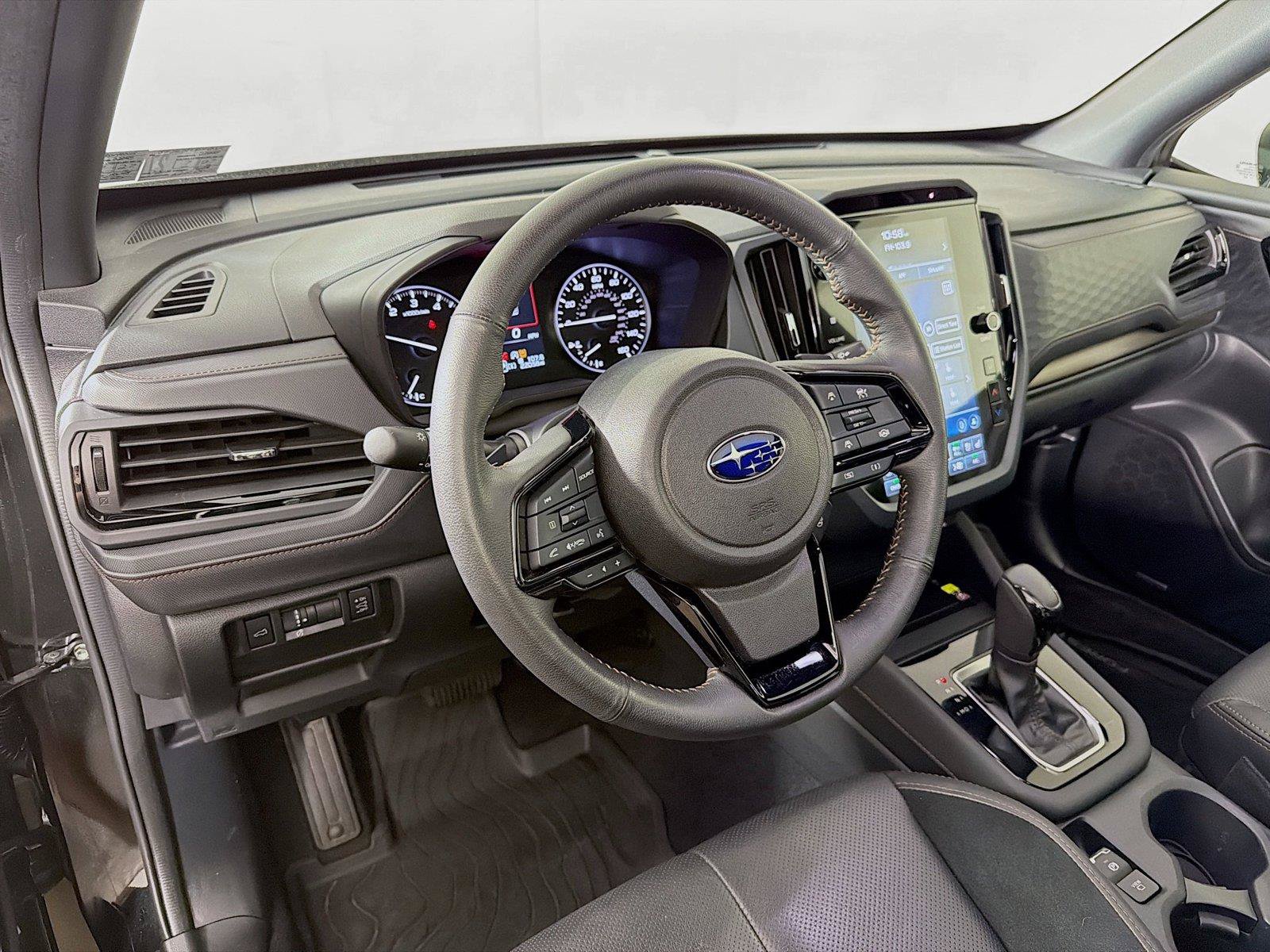 Used 2025 Subaru Forester Touring AWD/4WD image 16