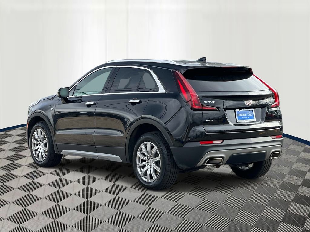 Used 2023 Cadillac XT4 Premium Luxury AWD/4WD image 4