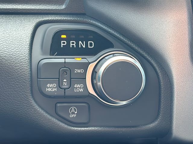 New 2026 RAM 1500 Express AWD/4WD image 34