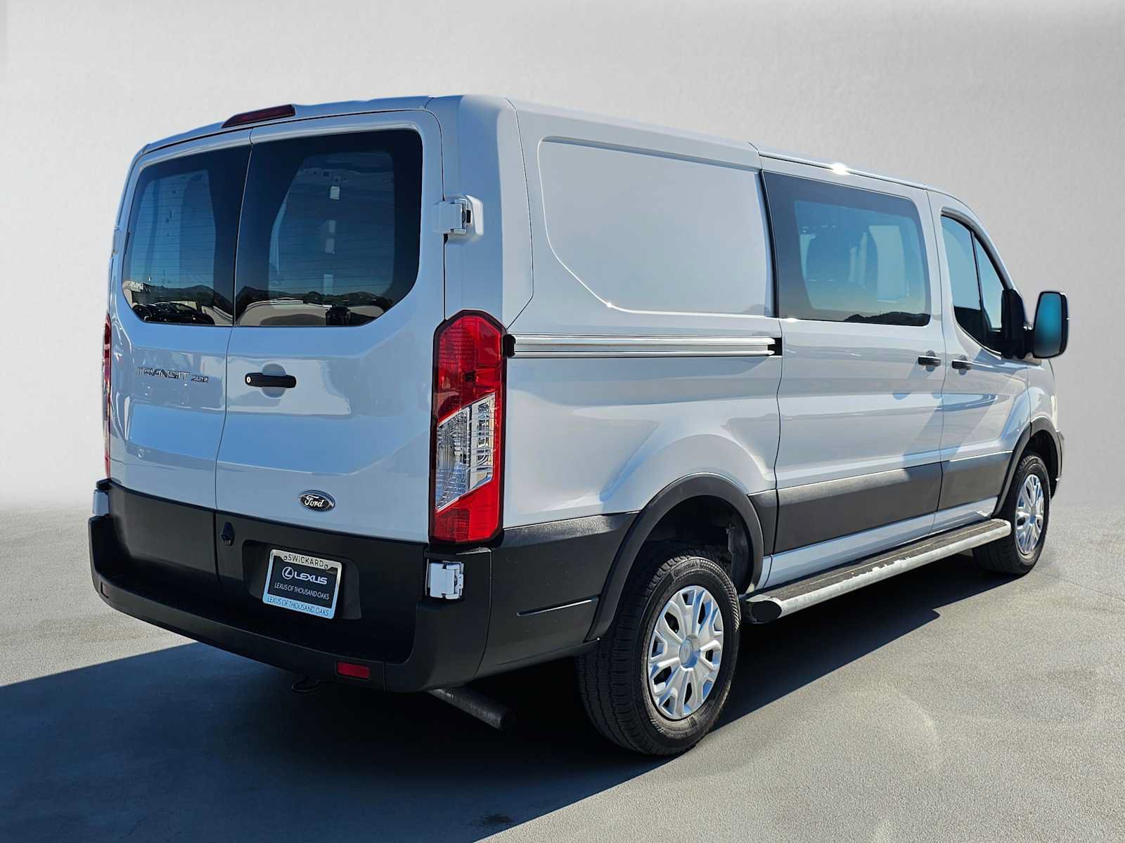 Used 2025 Ford Transit 250 Low Roof w/ Exterior Upgrade Package RWD image 3