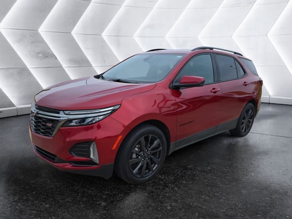 Used 2023 Chevrolet Equinox RS w/ LPO, Floor Liner Package FWD image 1