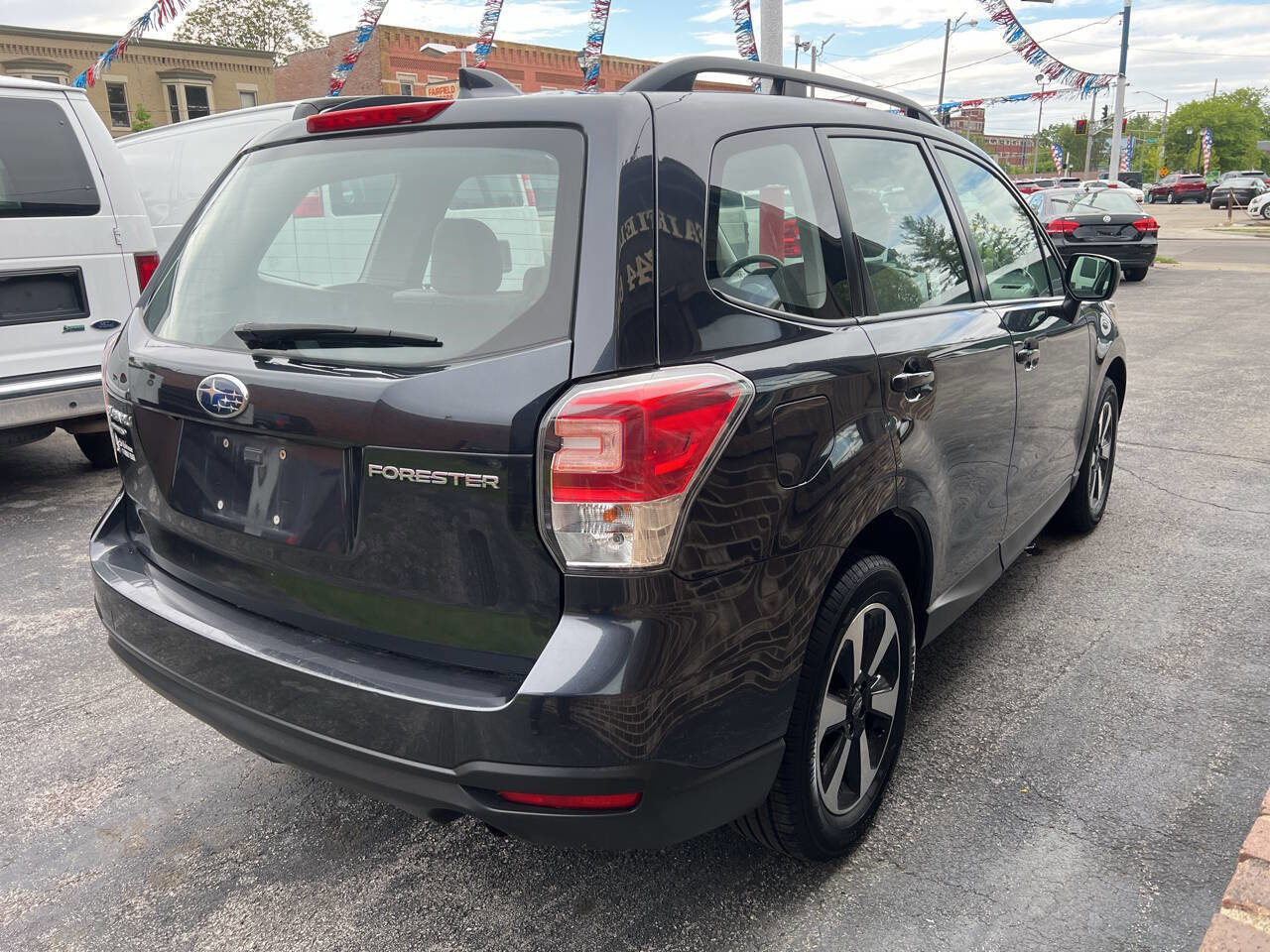 Used 2018 Subaru Forester 2.5i w/ Alloy Wheel Package image 4