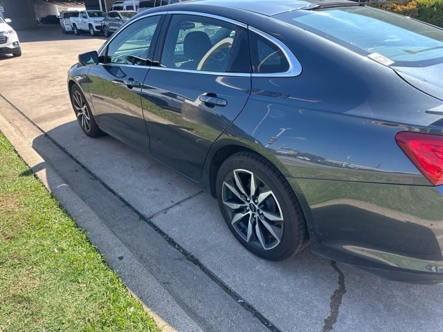 Used 2021 Chevrolet Malibu RS w/ LPO, Convenience Package 2 FWD image 3