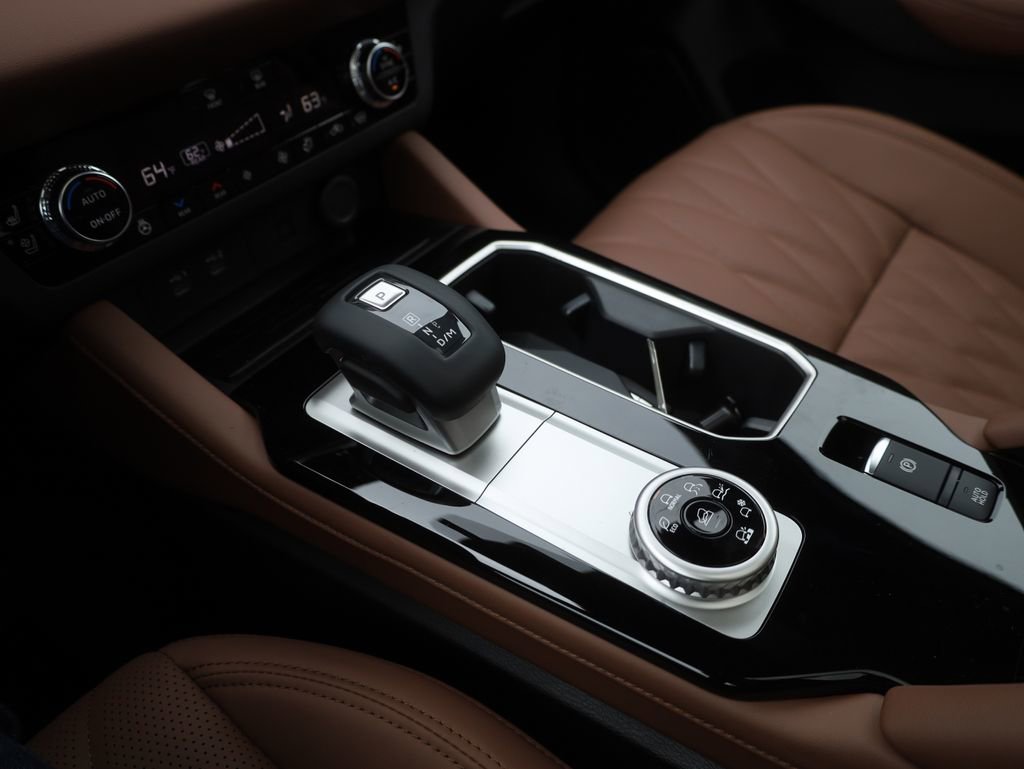 New 2025 Mitsubishi Outlander SEL image 43