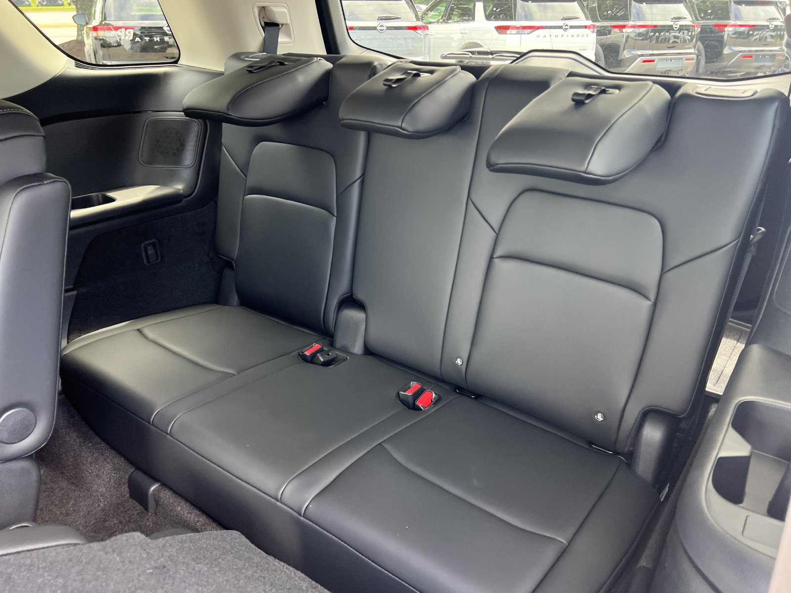 New 2026 Nissan Pathfinder Platinum FWD image 21