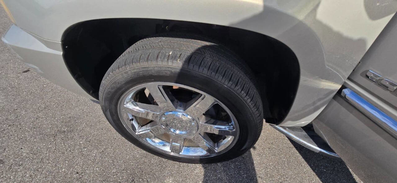 Used 2009 Cadillac Escalade ESV AWD image 49