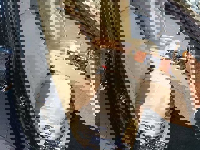 Used 2011 Rolls-Royce Ghost image 4