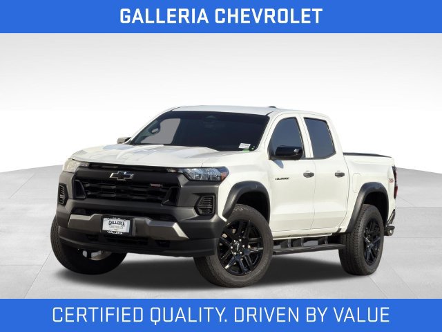Certified 2023 Chevrolet Colorado Trail Boss w/ Technology Package AWD/4WD image 2