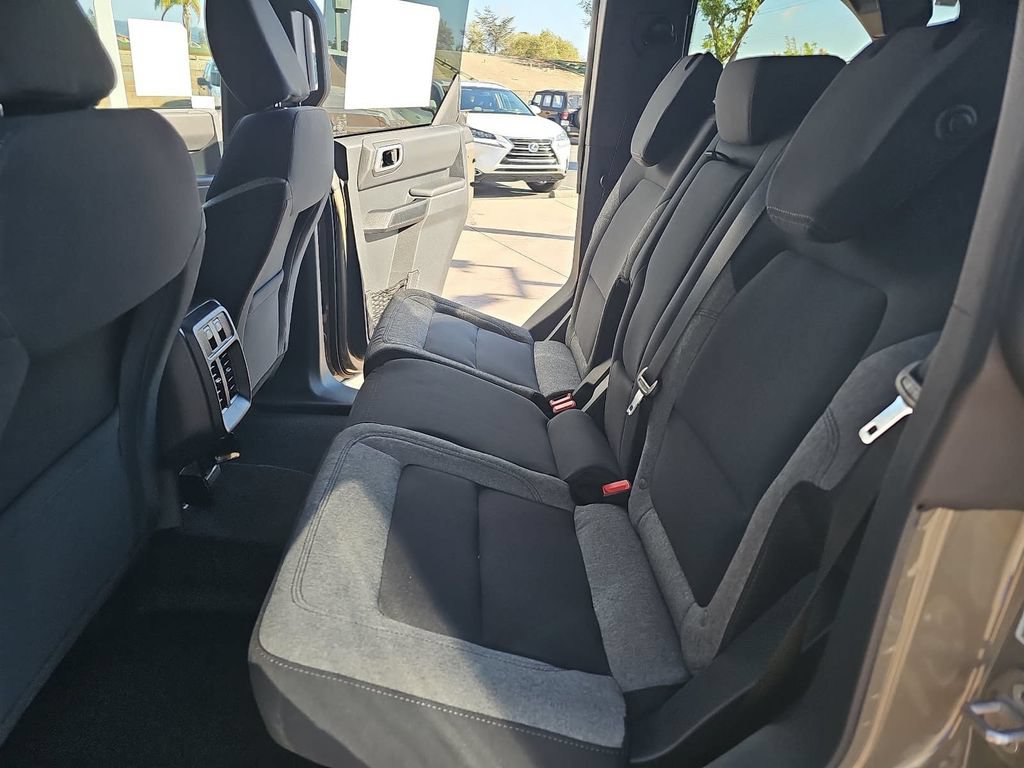 New 2026 Ford Bronco Big Bend AWD/4WD image 13