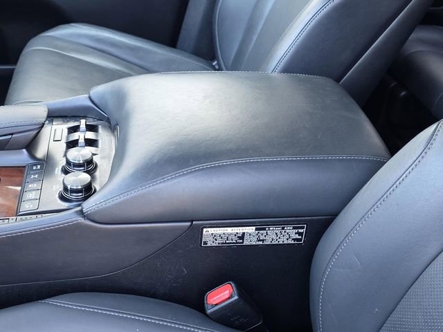 Used 2019 Lexus LX 570 4WD w/ Luxury Package image 8