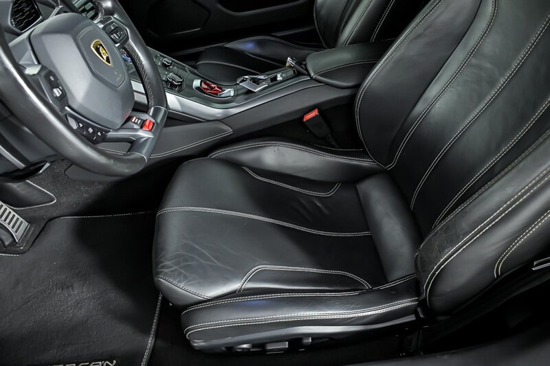 Used 2015 Lamborghini Huracan LP 610-4 AWD/4WD image 19