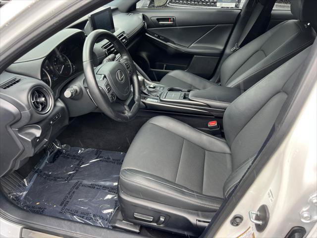 Certified 2023 Lexus IS 300 w/ Comfort Package RWD image 9
