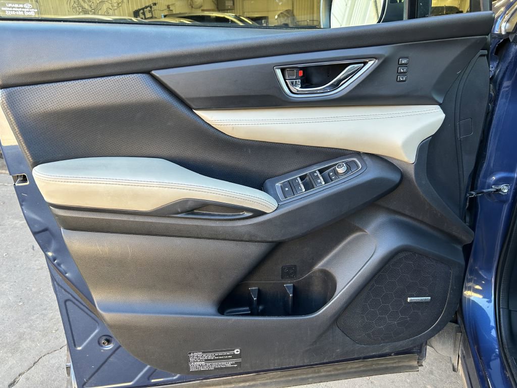 Used 2021 Subaru Ascent Limited w/ Technology Package image 3