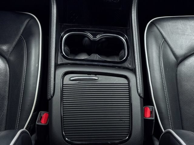 Used 2025 Chrysler Pacifica Limited FWD image 40