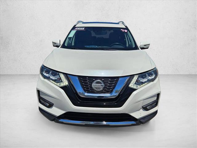 Used 2019 Nissan Rogue SL w/ Premium Package FWD image 2