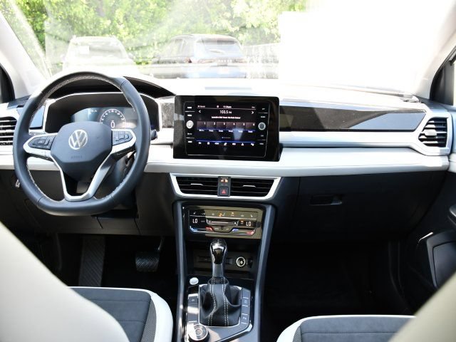 New 2026 Volkswagen Taos SE AWD/4WD image 18
