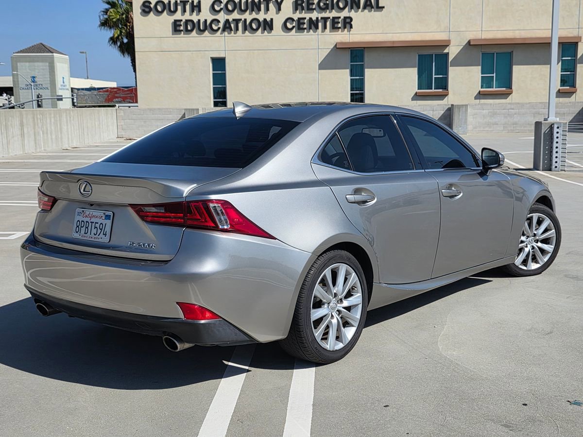 Used 2016 Lexus IS 200t RWD image 7